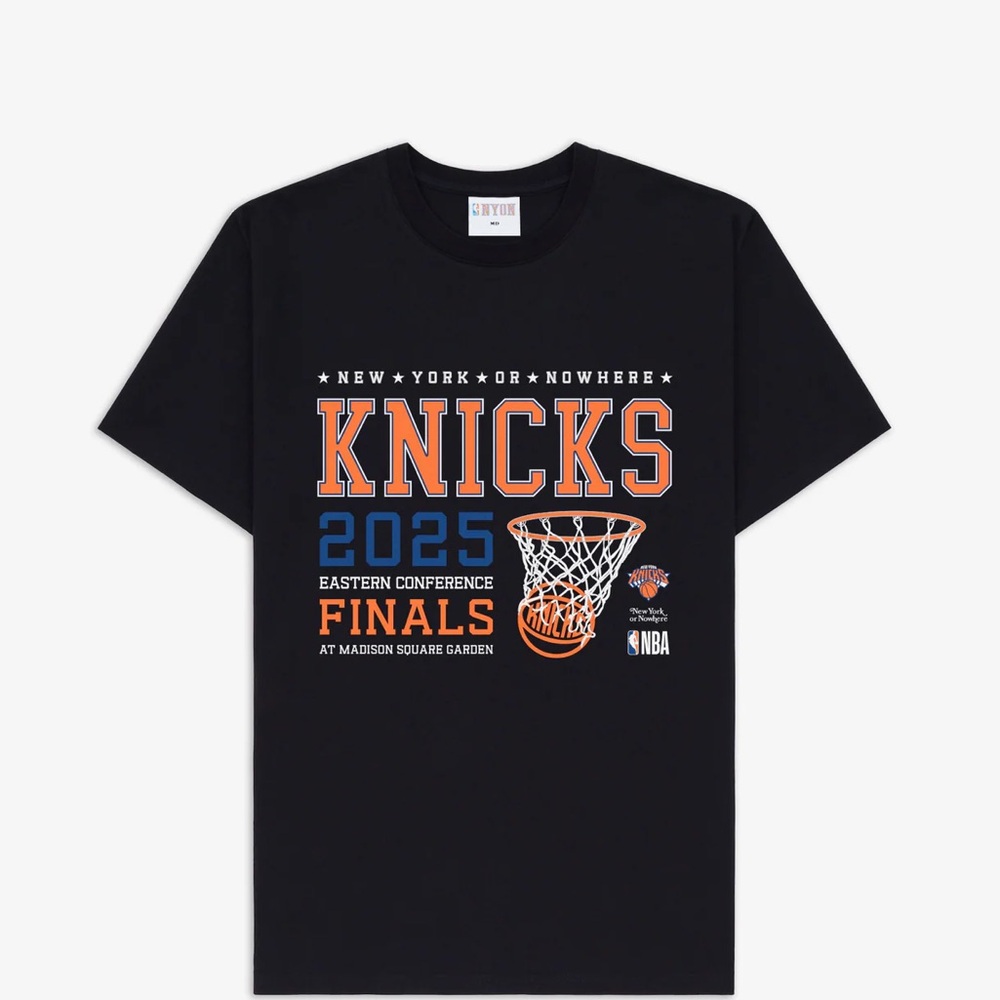 NWT New York Knicks Black Short Sleeve Tee
